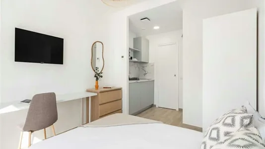 Rooms in Madrid Fuencarral-El Pardo - photo 7