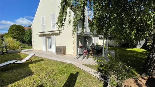 Houses in Argenteuil - photo 8