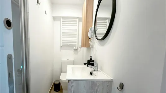 Rooms in Madrid San Blas - photo 4