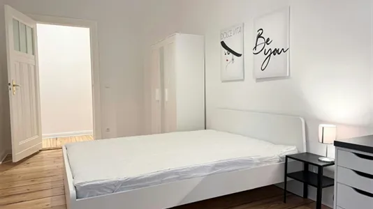 Rooms in Berlin Charlottenburg-Wilmersdorf - photo 2