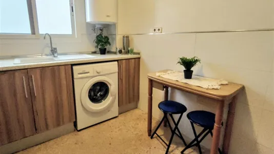 Rooms in Burjassot - photo 9