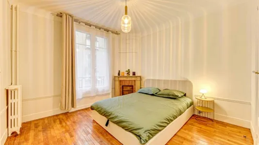 Apartments in Paris 16éme arrondissement (North) - photo 2