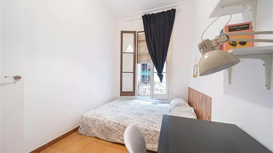 Rooms in Barcelona Ciutat Vella - photo 6