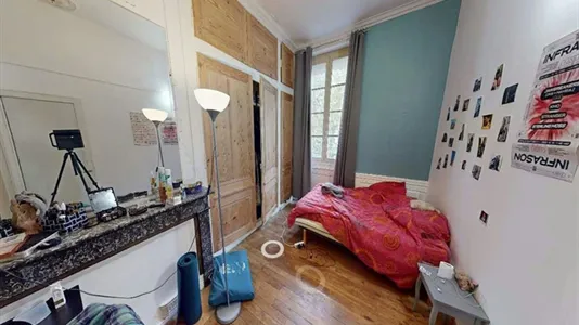 Rooms in Lyon - photo 2