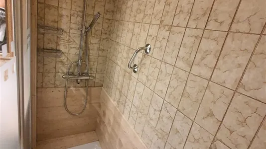 Rooms in Barcelona Les Corts - photo 9