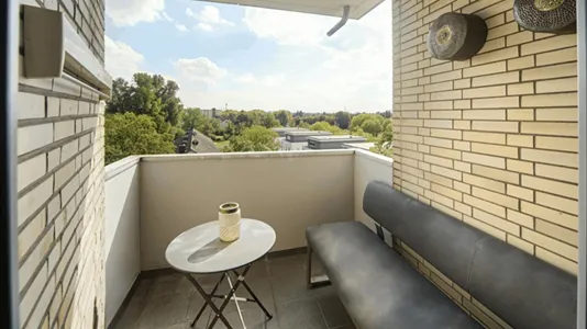 Apartments in Dusseldorf - photo 2