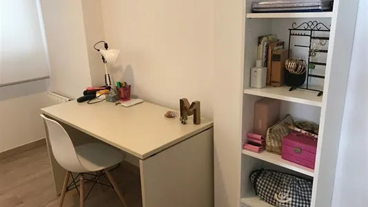 Rooms in Los Bermejales - photo 5