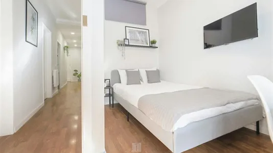 Rooms in Barcelona Les Corts - photo 2