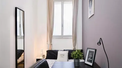 Room for rent in Milano Zona 1 - Centro storico, Milan