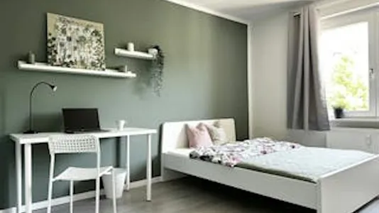 Rooms in Berlin Friedrichshain-Kreuzberg - photo 8