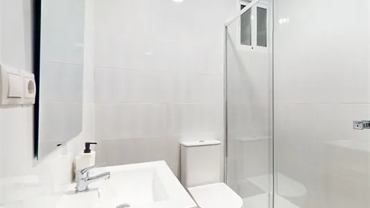 Rooms in Valencia Extramurs - photo 8