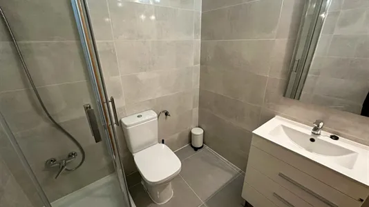 Rooms in Madrid Centro - photo 7