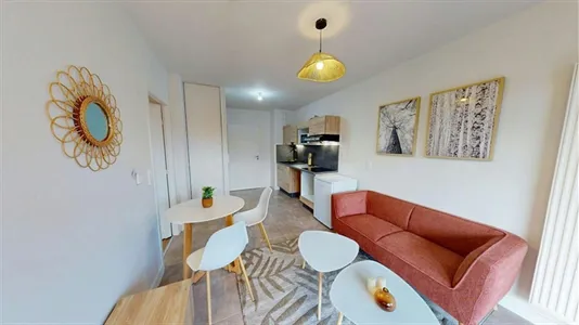 Apartments in Clermont-Ferrand - photo 3