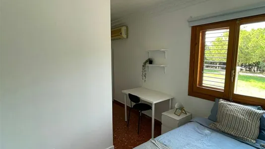 Rooms in Mislata - photo 8