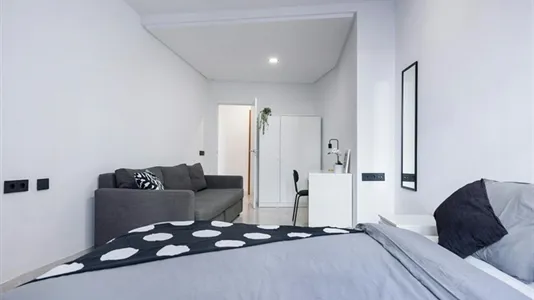 Rooms in Valencia Ciutat Vella - photo 4
