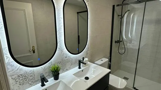 Rooms in Madrid Ciudad Lineal - photo 4