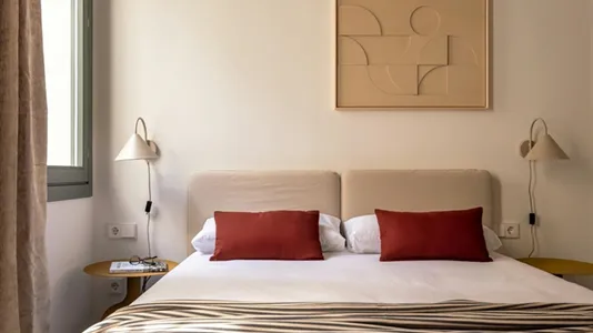 Apartments in Barcelona Ciutat Vella - photo 7