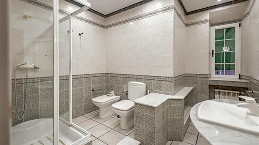 Rooms in Alcalá de Henares - photo 9