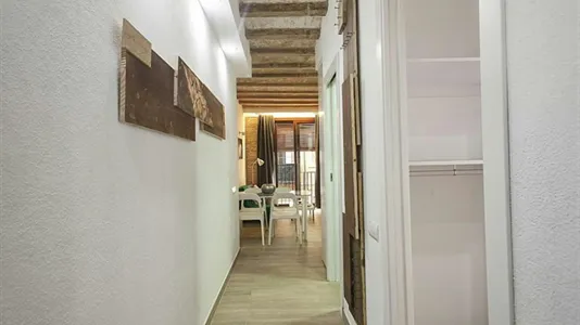 Apartments in Barcelona Ciutat Vella - photo 2