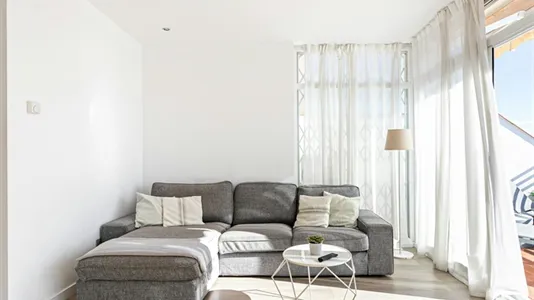 Apartments in Barcelona Eixample - photo 5