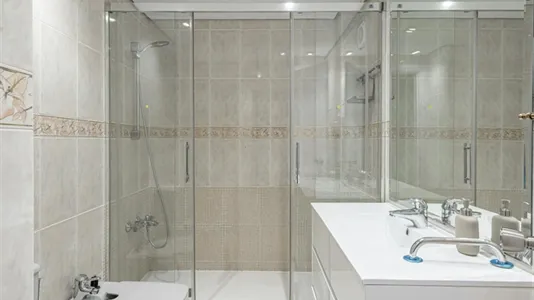 Rooms in Madrid Retiro - photo 6