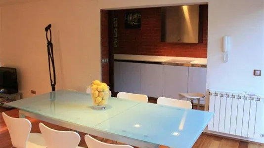 Rooms in Los Bermejales - photo 7