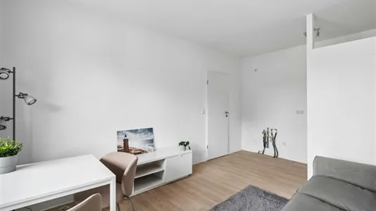 Apartments in Location is not specified - photo 6