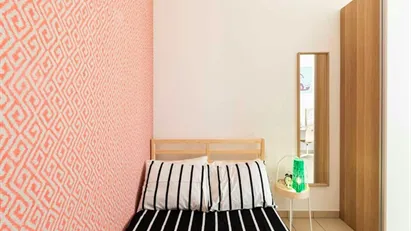 Room for rent in Milano Zona 5 - Vigentino, Chiaravalle, Gratosoglio, Milan