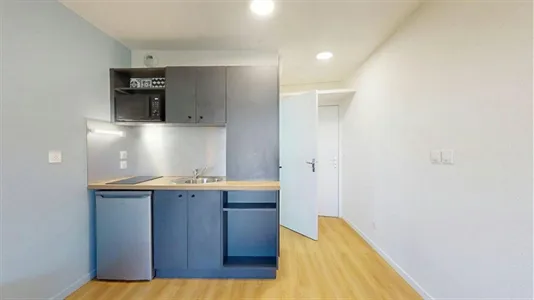 Apartments in Lyon - photo 6