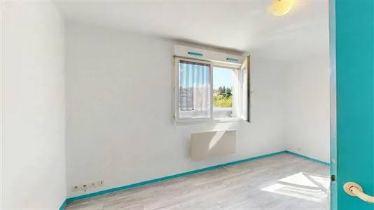 Apartments in Poitiers - photo 2