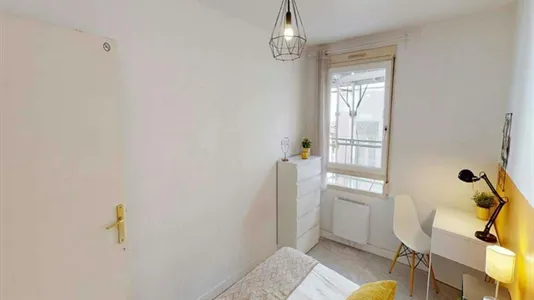 Rooms in Lyon - photo 2