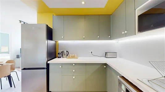 Rooms in Nanterre - photo 9