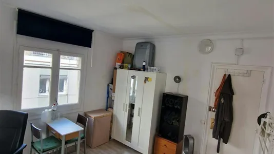 Rooms in Barcelona Sants-Montjuïc - photo 4