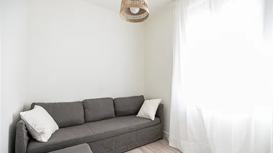 Apartments in Barcelona Ciutat Vella - photo 5