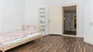 Room for rent, Munich, &lt;span class=&quot;blurred street&quot; onclick=&quot;ProcessAdRequest(13251806)&quot;&gt;&lt;span class=&quot;hint&quot;&gt;See streetname&lt;/span&gt;[xxxxxxxxxxxxx]&lt;/span&gt;