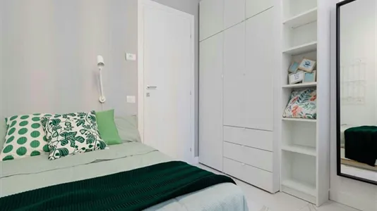 Rooms in Milano Zona 5 - Vigentino, Chiaravalle, Gratosoglio - photo 4