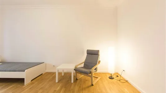 Rooms in Berlin Friedrichshain-Kreuzberg - photo 5