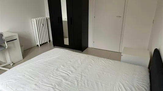 Rooms in Milano Zona 5 - Vigentino, Chiaravalle, Gratosoglio - photo 1