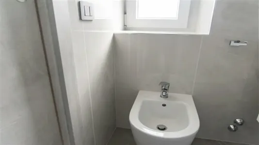 Rooms in Roma Municipio XIV – Monte Mario - photo 9