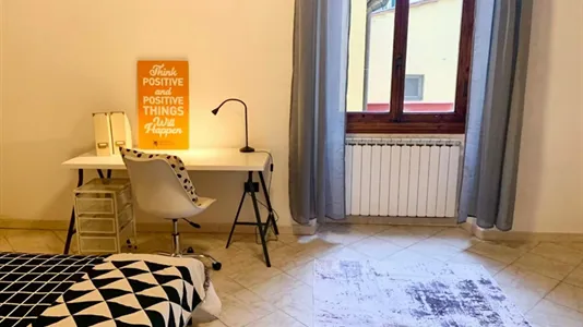 Rooms in Florence - photo 4