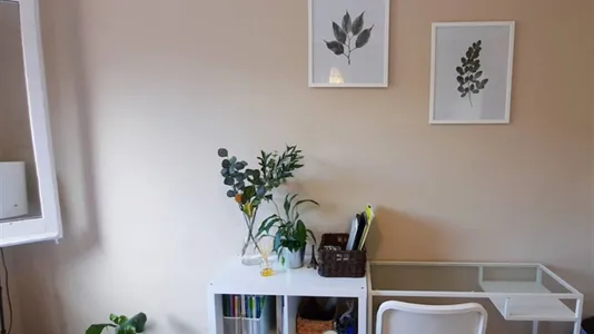 Rooms in Barcelona Eixample - photo 5