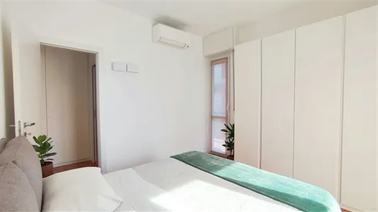 Apartments in Milano Zona 8 - Fiera, Gallaratese, Quarto Oggiaro - photo 3