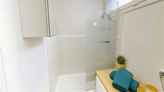 Rooms in Lyon - photo 10