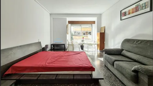 Rooms in Valencia La Zaidía - photo 7