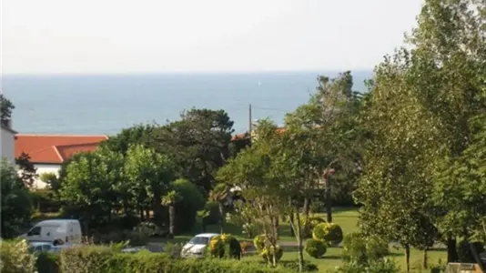 Apartments in Bayonne - photo 5