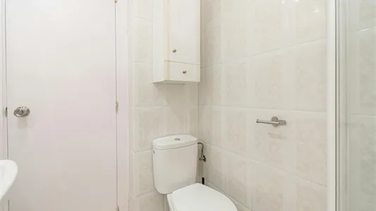 Rooms in Madrid Retiro - photo 9