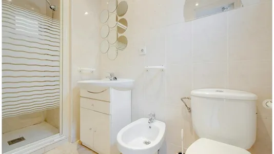Rooms in Madrid Retiro - photo 6