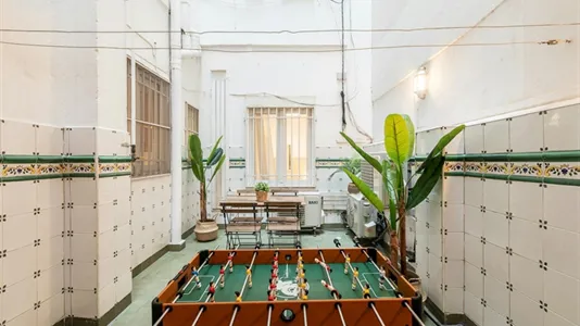 Rooms in Valencia L'Eixample - photo 7