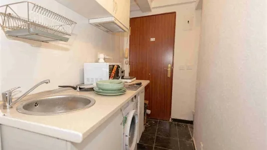 Rooms in Madrid Carabanchel - photo 8