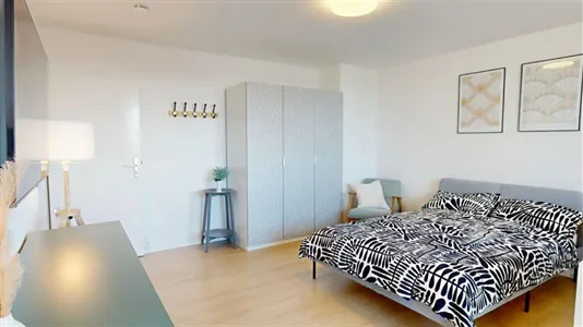 Apartments in Location is not specified - photo 4